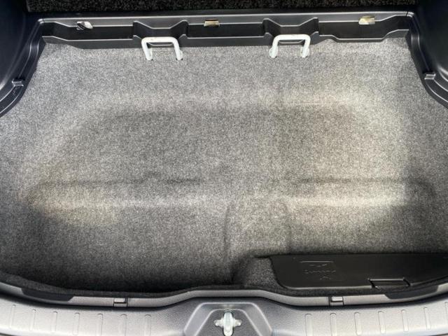 ヴォクシー ＺＳ　新品タイヤ／保証書／純正　１０インチ　ＳＤナビ／フリップダウンモニター／トヨタセーフティセンス／両側電動スライドドア／車線逸脱防止支援システム／ドライブレコーダー　前後／ヘッドランプ　ＬＥＤ　ドラレコ（26枚目）