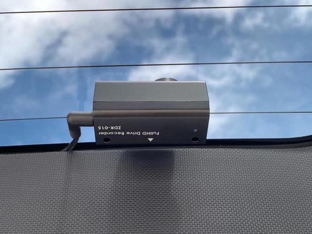 ヴォクシー ＺＳ　新品タイヤ／保証書／純正　１０インチ　ＳＤナビ／フリップダウンモニター／トヨタセーフティセンス／両側電動スライドドア／車線逸脱防止支援システム／ドライブレコーダー　前後／ヘッドランプ　ＬＥＤ　ドラレコ（37枚目）