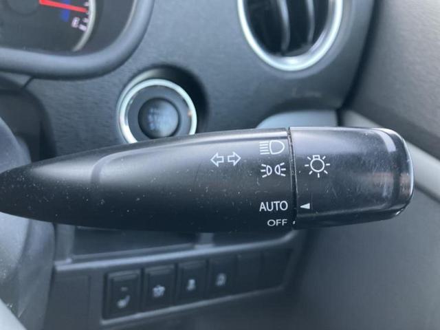 ワゴンＲ ２０シュウネンキネンシャ　保証書／社外　ＳＤナビ／レーダーブレーキサポート（スズキ）／シートヒーター　運転席／ヘッドランプ　ＨＩＤ／ＥＢＤ付ＡＢＳ／横滑り防止装置／アイドリングストップ／ワンセグＴＶ／ＤＶＤ　ＤＶＤ再生（12枚目）