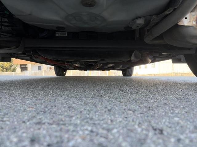 アクア Ｌ　保証書／社外　ＳＤナビ／トヨタセーフティセンス／ドライブレコーダー　社外／ヘッドランプ　ＨＩＤ／Ｂｌｕｅｔｏｏｔｈ接続／ＥＢＤ付ＡＢＳ／横滑り防止装置／衝突安全ボディ　衝突被害軽減システム　ドラレコ（35枚目）