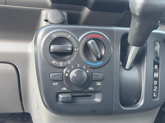 エブリイ PC 新品タイヤ/保証書/ディスプレイオーディオ/USBジャック/Bluetooth接続/ETC/エアバッグ 運転席/エアバッグ 助手席/パワーウインドウ/キーレスエントリー/パワーステアリング(28枚目)