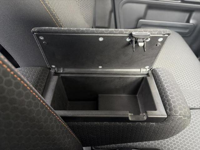 スペーシアギア ハイブリッドXZ 新品タイヤ/保証書/社外 SDナビ/セーフティサポート(スズキ)/両側電動スライドドア/シートヒーター 前席/全方位モニター用カメラ/車線逸脱防止支援システム/ドライブレコーダー 社外 全周囲カメラ(32枚目)