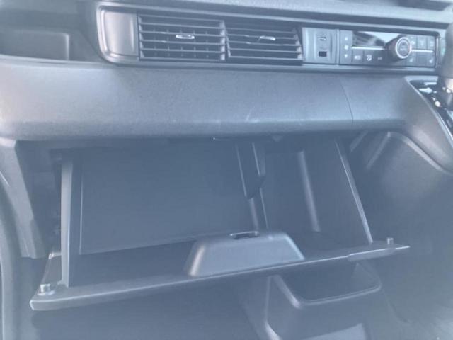 Ｎ－ＢＯＸカスタム ヒョウジュン　保証書／ホンダセンシング／シートヒーター　前席／車線逸脱防止支援システム／ヘッドランプ　ＬＥＤ／ＥＢＤ付ＡＢＳ／アイドリングストップ／禁煙車／アルミホイール　純正　１４インチ／パワーウインドウ（31枚目）