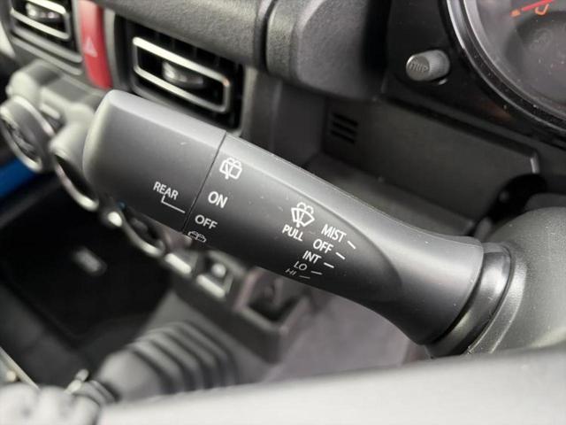 ジムニー ４ＷＤ　ＸＣ　保証書／ディスプレイオーディオ９インチ／セーフティサポート（スズキ）／シートヒーター　前席／車線逸脱防止支援システム／ヘッドランプ　ＬＥＤ／Ｂｌｕｅｔｏｏｔｈ接続／ＥＢＤ付ＡＢＳ　衝突被害軽減システム（14枚目）