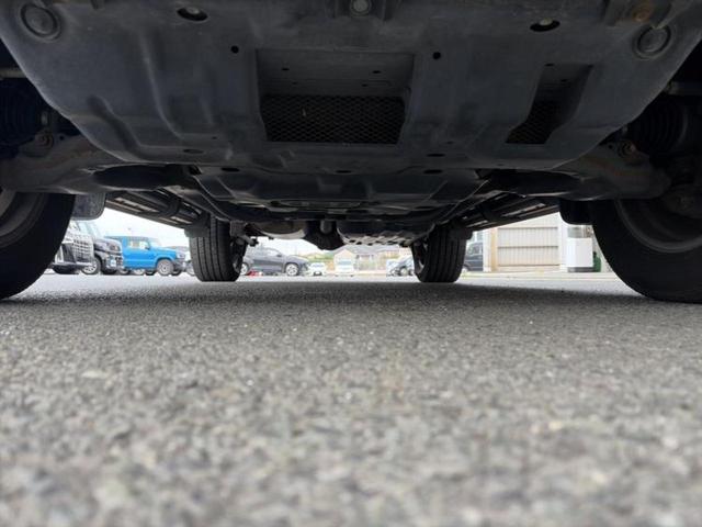 ランドクルーザープラド ４ＷＤ　ＴＸ　Ｌパッケージ　社外　８インチ　ＳＤナビ／フリップダウンモニター　社外　１０．１インチ／トヨタセーフティセンス／シートヒーター　前席／シート　フルレザー／ヘッドランプ　ＬＥＤ／Ｂｌｕｅｔｏｏｔｈ接続／ＥＴＣ　革シート（45枚目）