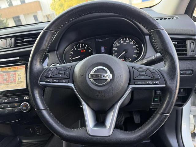 エクストレイル ４ＷＤ２０Ｘ　保証書／純正　ＳＤナビ／インテリジェントルームミラー／アラウンドビューモニター／シート　撥水加工／電動バックドア／ヘッドランプ　ＬＥＤ／Ｂｌｕｅｔｏｏｔｈ接続／ＥＴＣ／ＥＢＤ付ＡＢＳ　全周囲カメラ（14枚目）