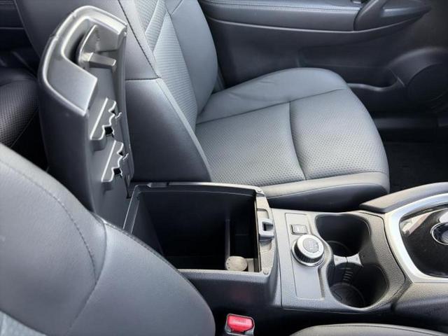 エクストレイル ４ＷＤ２０Ｘ　保証書／純正　ＳＤナビ／インテリジェントルームミラー／アラウンドビューモニター／シート　撥水加工／電動バックドア／ヘッドランプ　ＬＥＤ／Ｂｌｕｅｔｏｏｔｈ接続／ＥＴＣ／ＥＢＤ付ＡＢＳ　全周囲カメラ（32枚目）