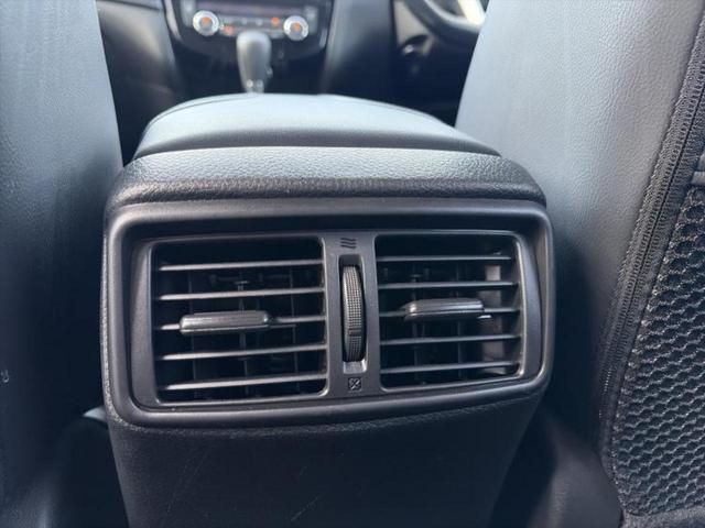 エクストレイル ４ＷＤ２０Ｘ　保証書／純正　ＳＤナビ／インテリジェントルームミラー／アラウンドビューモニター／シート　撥水加工／電動バックドア／ヘッドランプ　ＬＥＤ／Ｂｌｕｅｔｏｏｔｈ接続／ＥＴＣ／ＥＢＤ付ＡＢＳ　全周囲カメラ（39枚目）