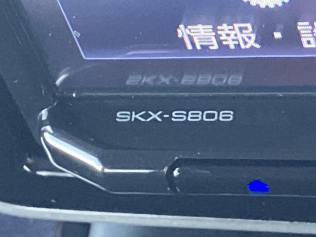 スペーシアカスタム ハイブリッドＸＳ　新品タイヤ／保証書／純正　８インチ　ＳＤナビ／セーフティサポート（スズキ）／両側電動スライドドア／シートヒーター　運転席／全方位モニター用カメラ／車線逸脱防止支援システム／シート　ハーフレザー　禁煙車（9枚目）