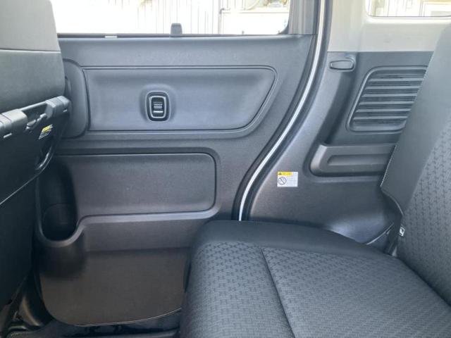 スペーシアカスタム ハイブリッドＸＳ　新品タイヤ／保証書／純正　８インチ　ＳＤナビ／セーフティサポート（スズキ）／両側電動スライドドア／シートヒーター　運転席／全方位モニター用カメラ／車線逸脱防止支援システム／シート　ハーフレザー　禁煙車（21枚目）