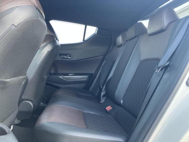 Ｃ－ＨＲ Ｇ　ＬＥＤエディション　新品タイヤ／ＴＲＤエアロ／純正　ＳＤナビ／トヨタセーフティセンス／シートヒーター　前席／車線逸脱防止支援システム／シート　ハーフレザー／ドライブレコーダー　社外／ヘッドランプ　ＬＥＤ　フルエアロ（8枚目）