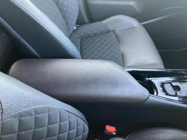 Ｃ－ＨＲ Ｇ　ＬＥＤエディション　新品タイヤ／ＴＲＤエアロ／純正　ＳＤナビ／トヨタセーフティセンス／シートヒーター　前席／車線逸脱防止支援システム／シート　ハーフレザー／ドライブレコーダー　社外／ヘッドランプ　ＬＥＤ　フルエアロ（30枚目）