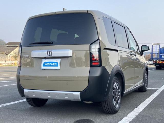 フリード クロスター　保証書／純正　８インチ　ナビ／ホンダセンシング／両側電動スライドドア／シートヒーター　前席／車線逸脱防止支援システム／シート　ハーフレザー／登録済未使用車／ヘッドランプ　ＬＥＤ　衝突被害軽減システム（3枚目）