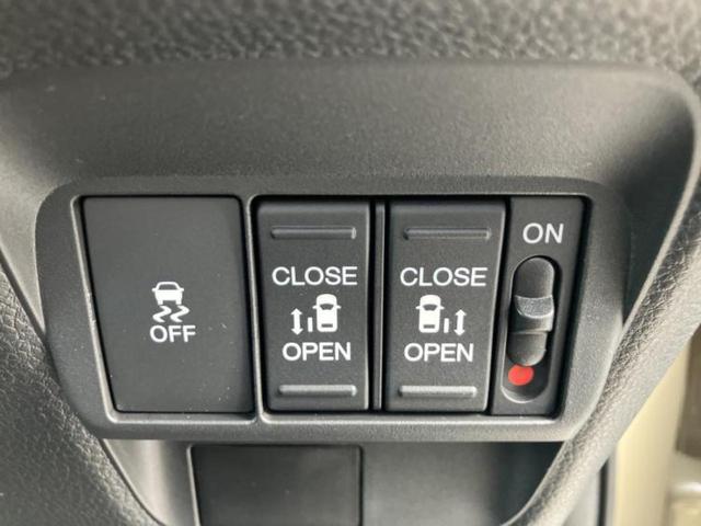 フリード クロスター　保証書／純正　８インチ　ナビ／ホンダセンシング／両側電動スライドドア／シートヒーター　前席／車線逸脱防止支援システム／シート　ハーフレザー／登録済未使用車／ヘッドランプ　ＬＥＤ　衝突被害軽減システム（26枚目）