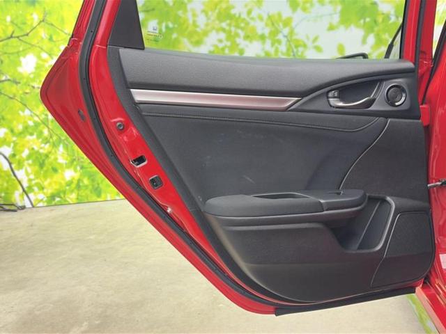 シビック ヒョウジュン 新品タイヤ/保証書/社外 SDナビ/ホンダセンシング/シートヒーター 前席/ヘッドランプ LED/Bluetooth接続/ETC/EBD付ABS/横滑り防止装置/アイドリングストップ バックカメラ(22枚目)