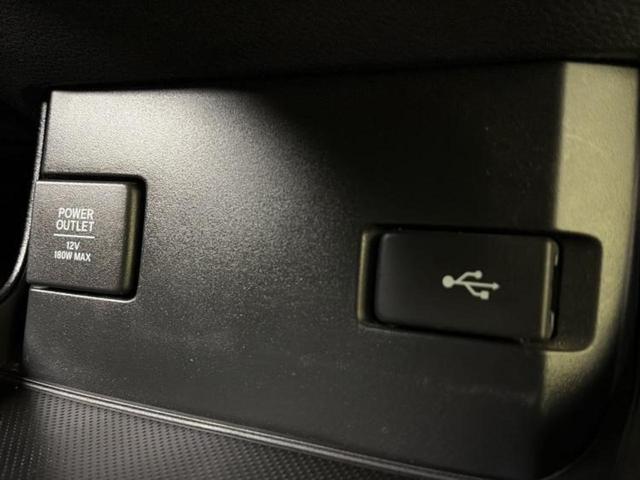 シビック ヒョウジュン 新品タイヤ/保証書/社外 SDナビ/ホンダセンシング/シートヒーター 前席/ヘッドランプ LED/Bluetooth接続/ETC/EBD付ABS/横滑り防止装置/アイドリングストップ バックカメラ(29枚目)
