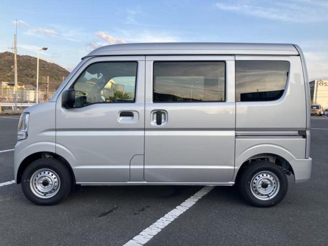 クリッパーバン ＤＸ　エマージェンシーブレーキ／車線逸脱防止支援システム／ＥＢＤ付ＡＢＳ／横滑り防止装置／アイドリングストップ／パワーウインドウ／キーフリーシステム／パワーステアリング／オートライト／マニュアルエアコン（2枚目）