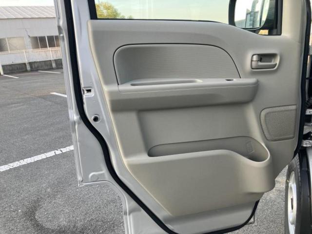 クリッパーバン ＤＸ　エマージェンシーブレーキ／車線逸脱防止支援システム／ＥＢＤ付ＡＢＳ／横滑り防止装置／アイドリングストップ／パワーウインドウ／キーフリーシステム／パワーステアリング／オートライト／マニュアルエアコン（21枚目）