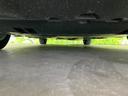 車両前方側の下廻り画像です。エンジン付近から車両中央部までの状態を確認いただけます。◆ご購入前に気になる下廻りの様子を把握したい方は、店頭スタッフまでお問い合わせ下さい。