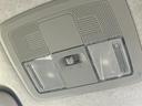 日々の運転を支えるスイッチ類を備えています。直感的な操作が可能で、快適なドライブをサポートするでしょう。