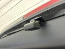 バックカメラが備わっており、後方確認がスムーズに行えます。狭い場所での駐車や、後退時の安全確保に役立ちますので、運転に自信がない方にもおすすめです。