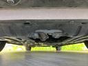 車両前方側の下廻り画像です。エンジン付近から車両中央部までの状態を確認いただけます。◆ご購入前に気になる下廻りの様子を把握したい方は、店頭スタッフまでお問い合わせ下さい。