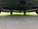 車両前方側の下廻り画像です。エンジン付近から車両中央部までの状態を確認いただけます。◆ご購入前に気になる下廻りの様子を把握したい方は、店頭スタッフまでお問い合わせ下さい。