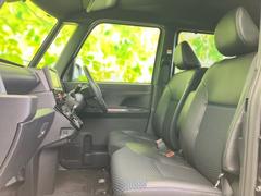 ＷＥＣＡＲＳでは各商談席に大型モニターをご用意しております！見やすい大画面でゆったりと全国の在庫をご覧いただけます！是非ご来店お待ちしております！ 7