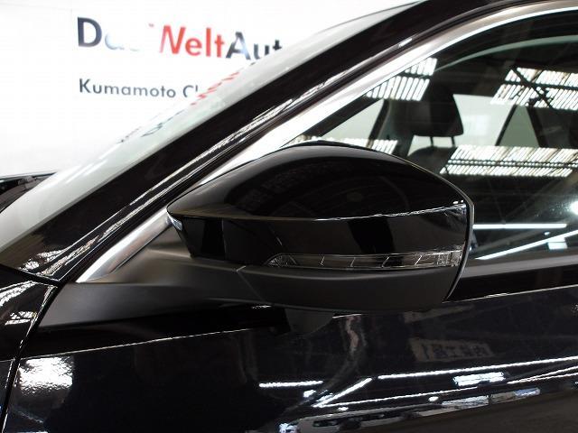 Ｔ－ロック ＴＤＩ　スタイル　ディーゼルターボ　正規認定中古車　ディーラー保証１年付き　Ａクルコン　盗難防止システム　横滑り防止装置　エアバッグ　エアコン　パワーステアリング　メモリーナビ　キーレスエントリー　ＬＫＡ　ＡＢＳ（6枚目）