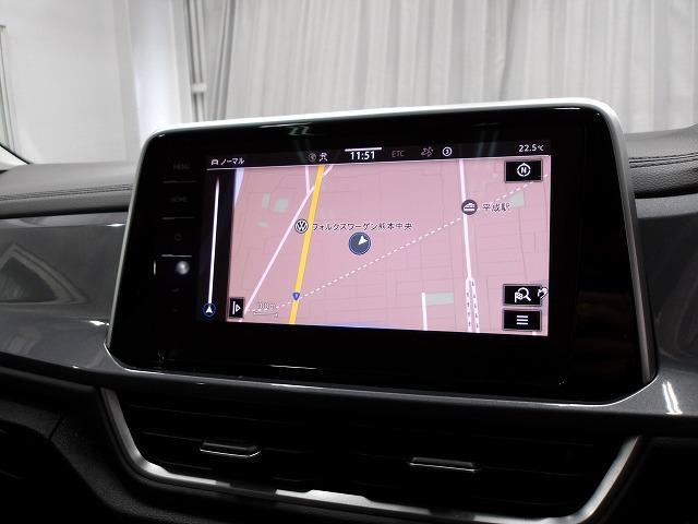 Ｔ－ロック ＴＤＩ　スタイル　ディーゼルターボ　正規認定中古車　ディーラー保証１年付き　Ａクルコン　盗難防止システム　横滑り防止装置　エアバッグ　エアコン　パワーステアリング　メモリーナビ　キーレスエントリー　ＬＫＡ　ＡＢＳ（8枚目）
