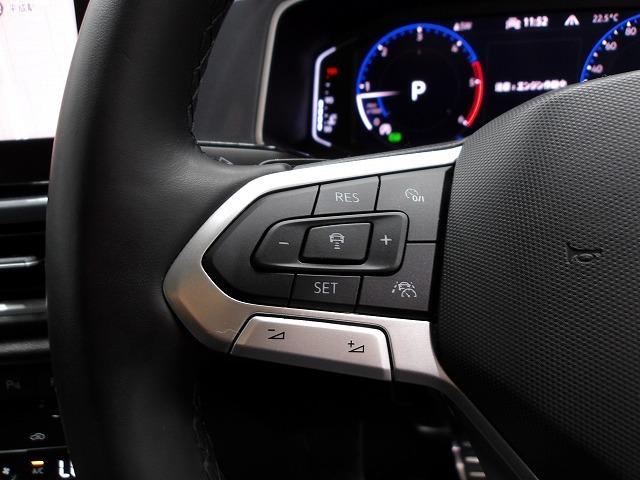 Ｔ－ロック ＴＤＩ　スタイル　ディーゼルターボ　正規認定中古車　ディーラー保証１年付き　Ａクルコン　盗難防止システム　横滑り防止装置　エアバッグ　エアコン　パワーステアリング　メモリーナビ　キーレスエントリー　ＬＫＡ　ＡＢＳ（13枚目）