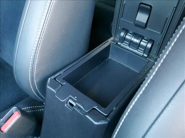 カローラフィールダー ＨＹＢＲＩＤ　Ｇ　エアロツアラーＷＸＢ　ハーフレザーシート　ＢＬＵＥＴＯＯＴＨ　ＥＴＣ（39枚目）