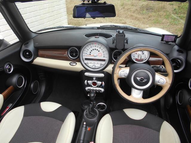 ＭＩＮＩ クーパーＳ　コンバーチブル（12枚目）