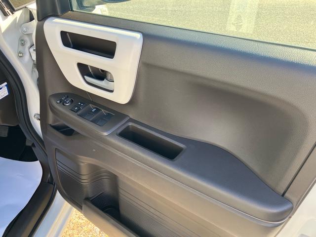 N-BOX G 禁煙車 ホンダセンシング 衝突被害軽減ブレーキ クリアランスソナー ETC ナビ バックカメラ CD Bluetooth クルーズコントロール ドラレコ レーンアシスト スマートキー プッシュスタート(18枚目)