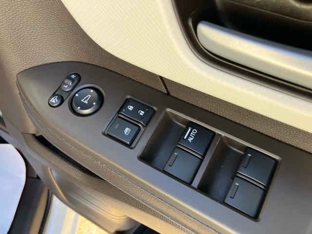 N-BOX G 禁煙車 ホンダセンシング 衝突被害軽減ブレーキ クリアランスソナー ETC ナビ バックカメラ CD Bluetooth クルーズコントロール ドラレコ レーンアシスト スマートキー プッシュスタート(19枚目)