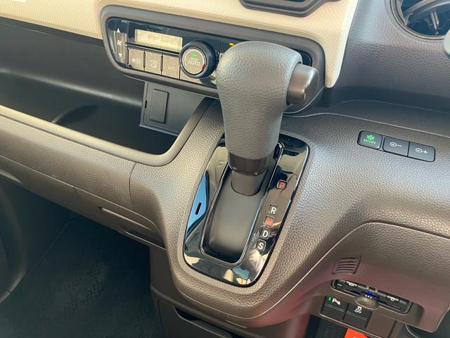 N-BOX G 禁煙車 ホンダセンシング 衝突被害軽減ブレーキ クリアランスソナー ETC ナビ バックカメラ CD Bluetooth クルーズコントロール ドラレコ レーンアシスト スマートキー プッシュスタート(39枚目)