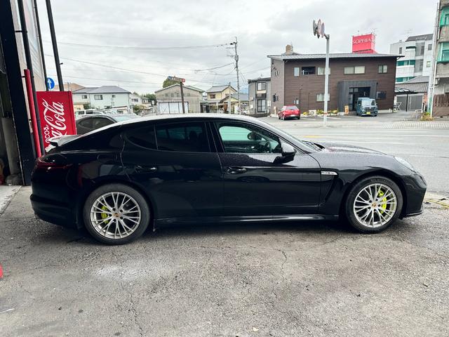 パナメーラ ９７１仕様　ベースグレード　リヤモニター　ベースグレード（４名）９７１仕様・純正リヤモニター・３６００ＣＣ・安心のバネサス（4枚目）