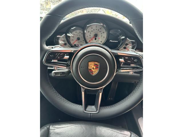 パナメーラ ９７１仕様　ベースグレード　リヤモニター　ベースグレード（４名）９７１仕様・純正リヤモニター・３６００ＣＣ・安心のバネサス（15枚目）