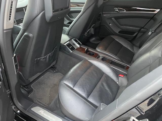 パナメーラ ９７１仕様　ベースグレード　リヤモニター　ベースグレード（４名）９７１仕様・純正リヤモニター・３６００ＣＣ・安心のバネサス（32枚目）