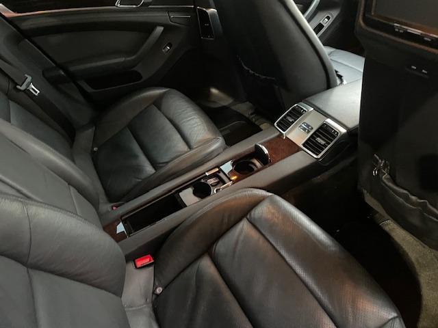 パナメーラ ９７１仕様　ベースグレード　リヤモニター　ベースグレード（４名）９７１仕様・純正リヤモニター・３６００ＣＣ・安心のバネサス（37枚目）