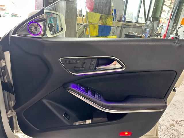 CLAクラス シューティングブレーク CLA180シューティングブレーク アンビエントライト 後期バンパー・アンビエントライト・キーレスゴー(11枚目)