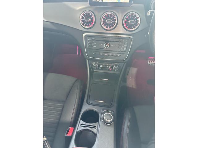 CLAクラス シューティングブレーク CLA180シューティングブレーク アンビエントライト 後期バンパー・アンビエントライト・キーレスゴー(20枚目)