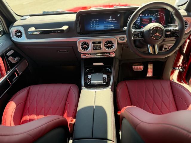 Ｇクラス Ｇ４５０ｄ　ＡＭＧラインＰＫＧ・ナイトＰＫＧ・マヌプラス　ＡＭＧライン・ナイトパッケージ・ＭＡＮＵＦＡＫＴＵＲヒヤシンスレッド・ＭＡＮＵＦＡＫＴＵＲプログラム・ＭＡＮＵＦＡＫＴＵＲプログラムプラス・ＭＡＮＵＦＡＫＴＵＲボディ同色スペアタイヤリング・デジタル（25枚目）
