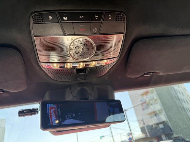 Ｇクラス Ｇ４５０ｄ　ＡＭＧラインＰＫＧ・ナイトＰＫＧ・マヌプラス　ＡＭＧライン・ナイトパッケージ・ＭＡＮＵＦＡＫＴＵＲヒヤシンスレッド・ＭＡＮＵＦＡＫＴＵＲプログラム・ＭＡＮＵＦＡＫＴＵＲプログラムプラス・ＭＡＮＵＦＡＫＴＵＲボディ同色スペアタイヤリング・デジタル（32枚目）