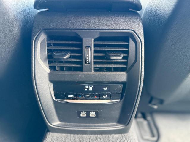 i4 M50 xDrive LCI後期 レーザーテール クリスタルノブ H/K 黒革 地デジ Mブレーキ カーブドD 電動シートH アンビエント 電動トランク 全周囲 ACC 19AW(45枚目)