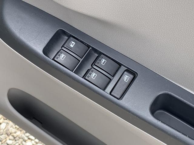 ミライース Ｌ　キーレスエントリー　ＣＶＴ　盗難防止システム　ＡＢＳ　ＣＤ　衝突安全ボディ　エアコン　パワーステアリング（17枚目）