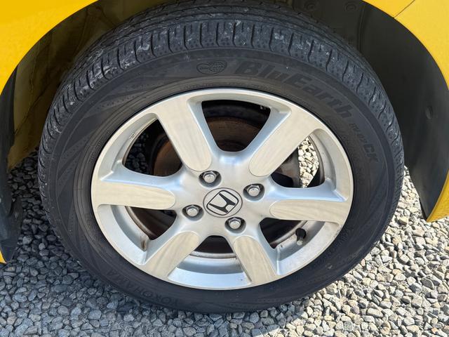 Ｎ－ＯＮＥ プレミアム　バックカメラ　オートライト　ＨＩＤ　スマートキー　アイドリングストップ　電動格納ミラー　ベンチシート　ＣＶＴ　盗難防止システム　ＡＢＳ　ＥＳＣ　ＣＤ　アルミホイール　衝突安全ボディ　エアコン（20枚目）