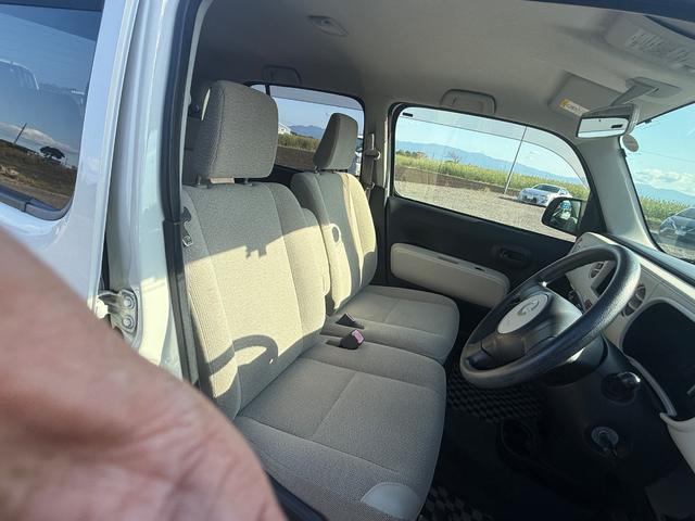 ミラココア ココアL キーレスエントリー アイドリングストップ 電動格納ミラー ベンチシート CVT 盗難防止システム ABS CD 衝突安全ボディ エアコン(9枚目)