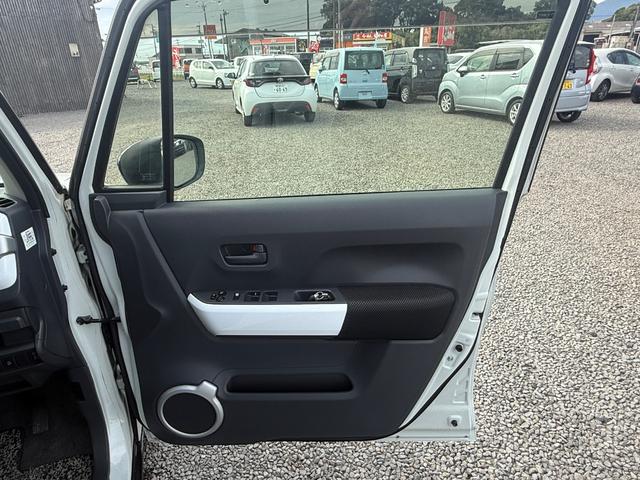 ハスラー Ｇ　衝突被害軽減システム　スマートキー　アイドリングストップ　シートヒーター　ベンチシート　ＣＶＴ　盗難防止システム　ＡＢＳ　ＥＳＣ　衝突安全ボディ　エアコン　Ｂｌｕｅｔｏｏｔｈ　バックカメラ（31枚目）