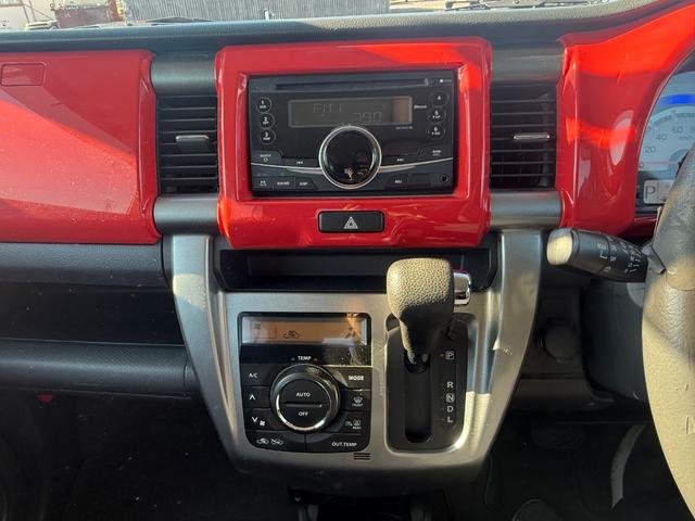 ハスラー Ｊスタイル　ＥＴＣ　衝突被害軽減システム　オートライト　ＨＩＤ　スマートキー　アイドリングストップ　電動格納ミラー　シートヒーター　ベンチシート　ＣＶＴ　盗難防止システム　ＡＢＳ　ＥＳＣ　ＣＤ　衝突安全ボディ（7枚目）